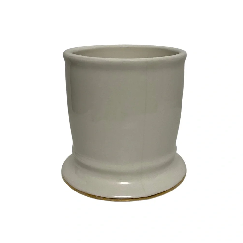 Anthropologie Mug‎ with Gold Letter L and Trim White Coffee Tea Shave Cup